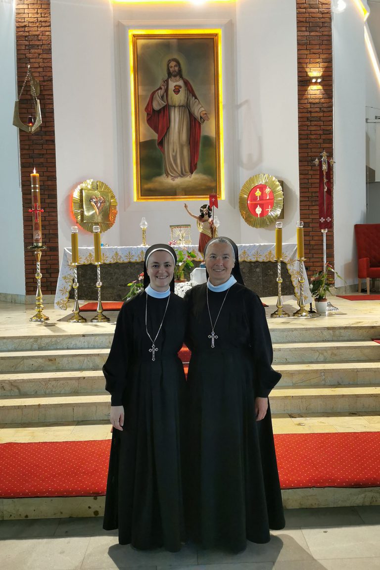 Siostry betanki podczas Niedzieli Kapłańskiej w parafii